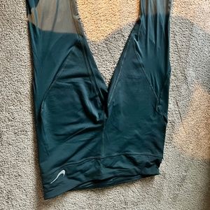 Nike - Forest Green 3/4 length Leggings